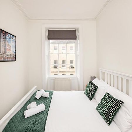 Stunning Georgian Apartment In Central 巴斯 外观 照片