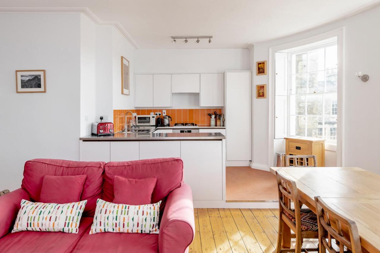 Stunning Georgian Apartment In Central 巴斯 外观 照片